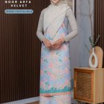 ZG3160 - BATIK SARUNG NOOR ARFA VELVET CRYSTAL BLUE ±2M