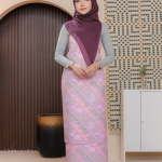 ZG4970 - BATIK SARUNG NOOR ARFA VELVET FRAGRANT LILAC