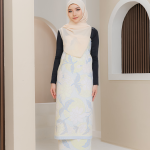 ZG3420 - BATIK SARUNG NOOR ARFA VELVET TENDER YELLOW