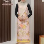 ZG3310- BATIK SARUNG NOOR ARFA VELVET PEACHSKIN±2M